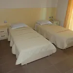 Piazza Hotel