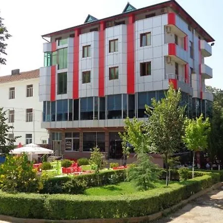 Piazza 3* Peshkopi