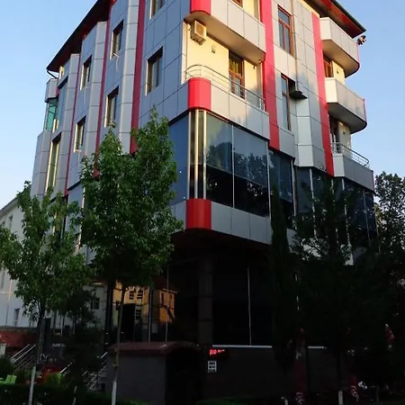 Piazza Hotel
