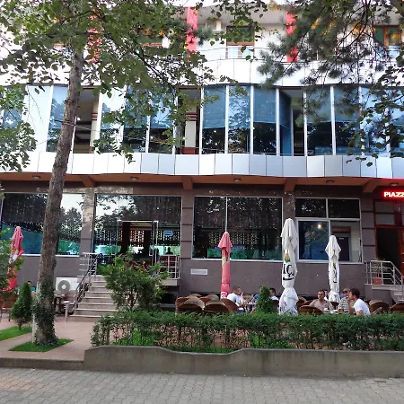 Piazza