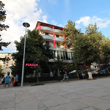 Piazza