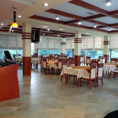 Piazza Hotel 3*