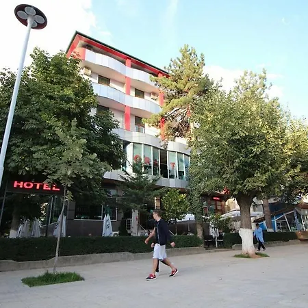Piazza Hotel 3*
