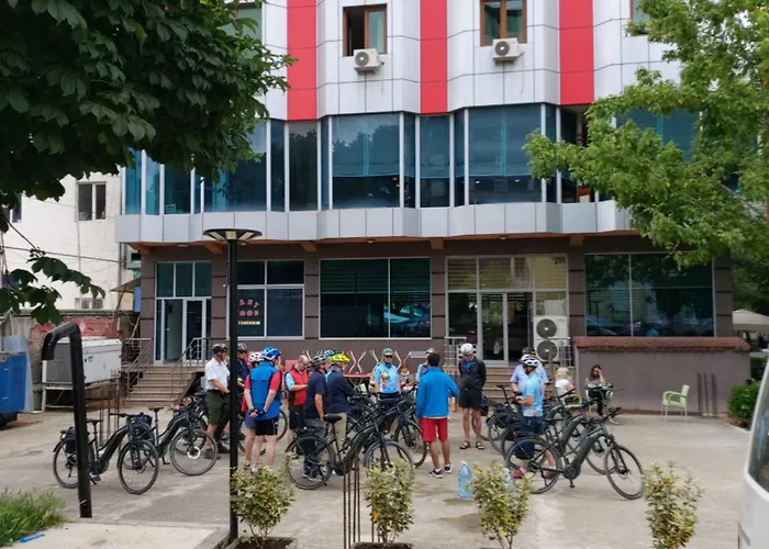 Piazza Hotell Peshkopi