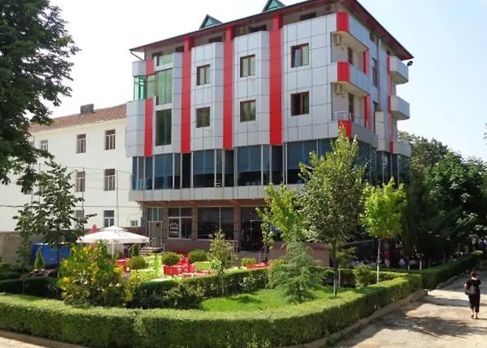 Piazza 3* Peshkopi