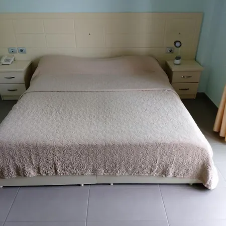 ピアッツァ 3* Peshkopi