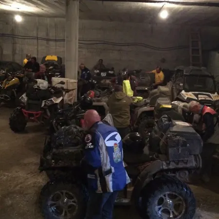 ホテル ピアッツァ 3*